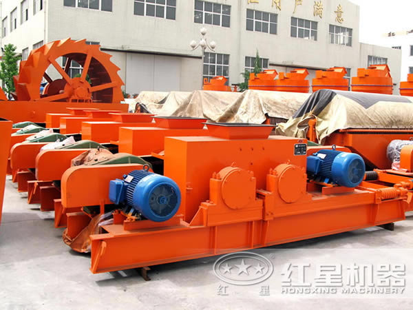 玄武巖對(duì)輥式破碎機(jī)